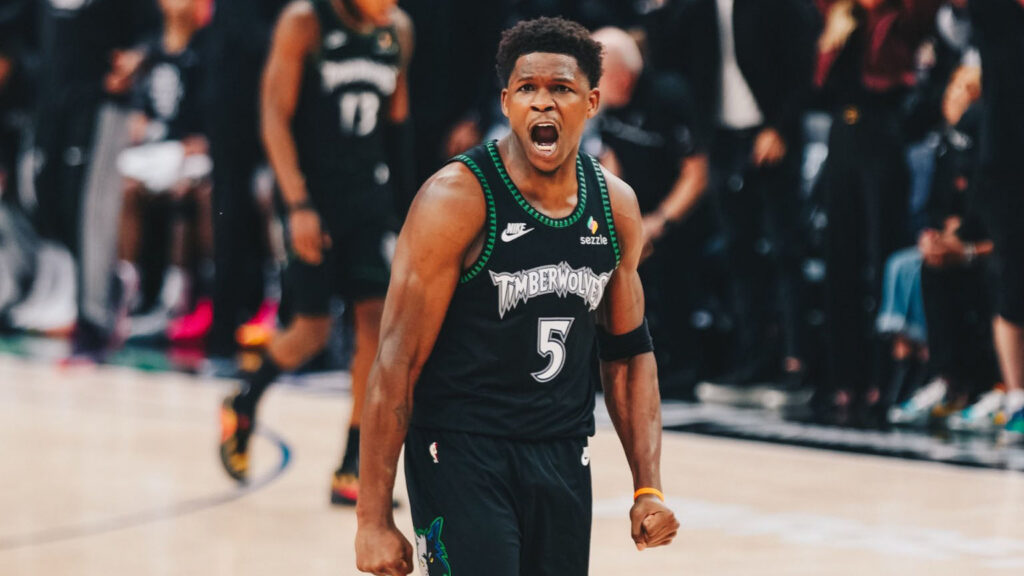 Timberwolves hold off Spurs 114-109